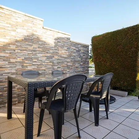 בית נופש Omaha ויירוויל-סור-מר